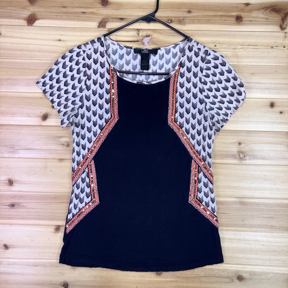 BKE Boutique Blouse Womens XS Black Tribal Print Sequin Embellished Short Sleeve